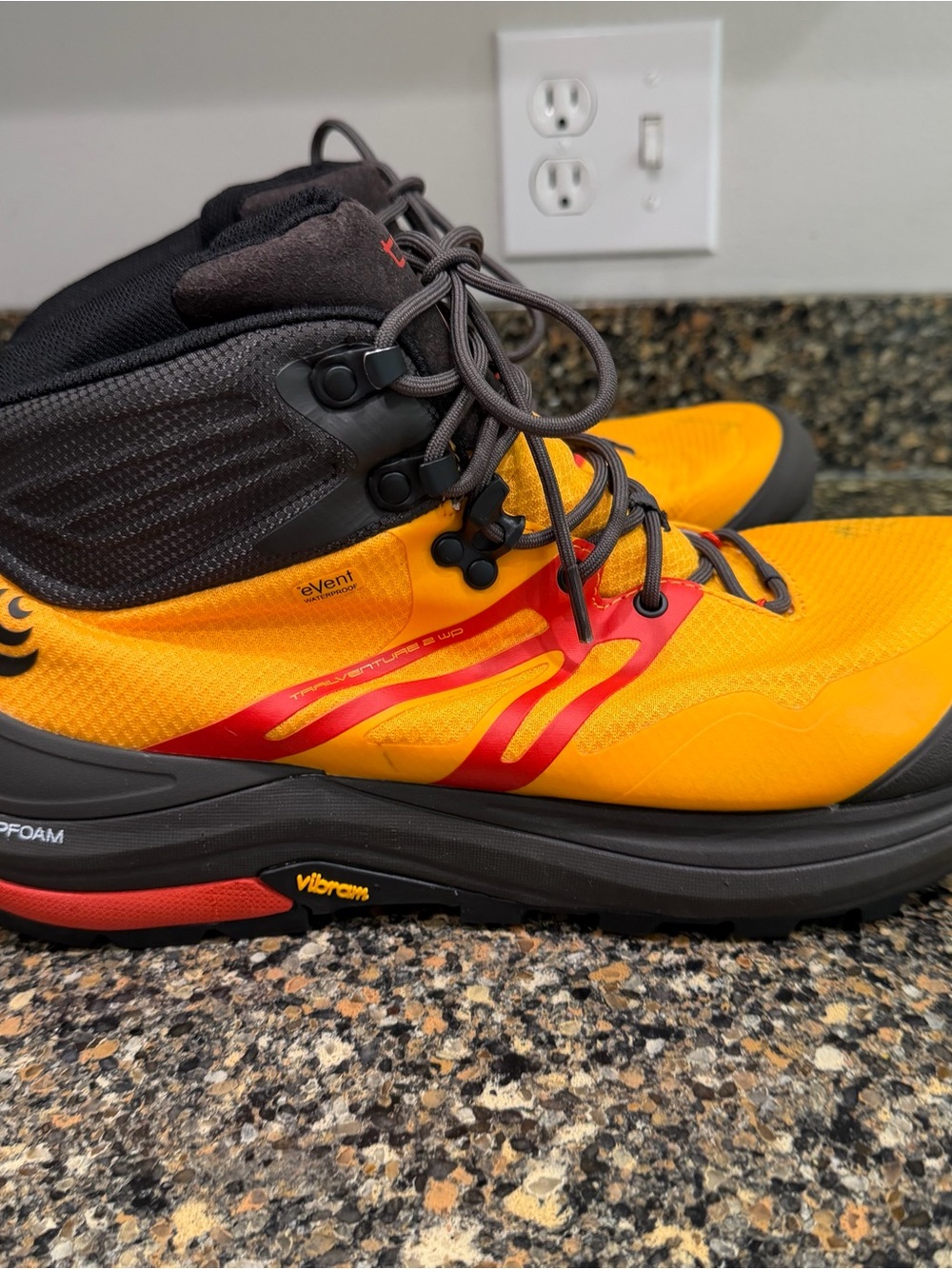 Topo trailventure 2 Yellow and Red Trail Hiking Boot size 13 - Picture 7 of 10
